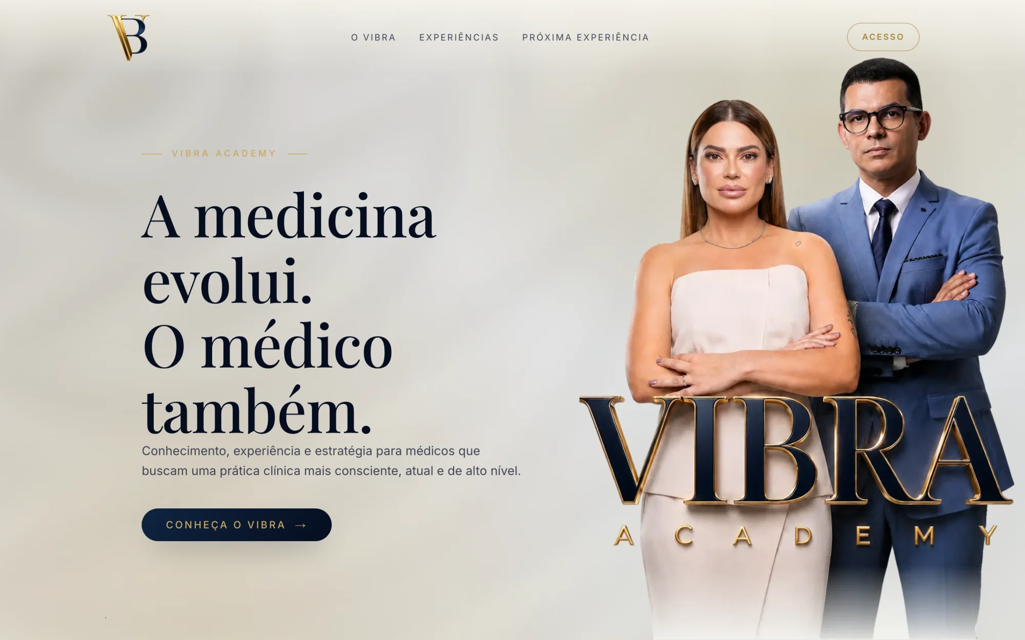 The public site’s hero: two physicians beside the VIBRA Academy wordmark, “A medicina evoluiu. O médico também.”